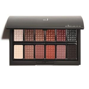 💄 DOUCCE FREEMATIC EYESHADOW PRO PALETTE